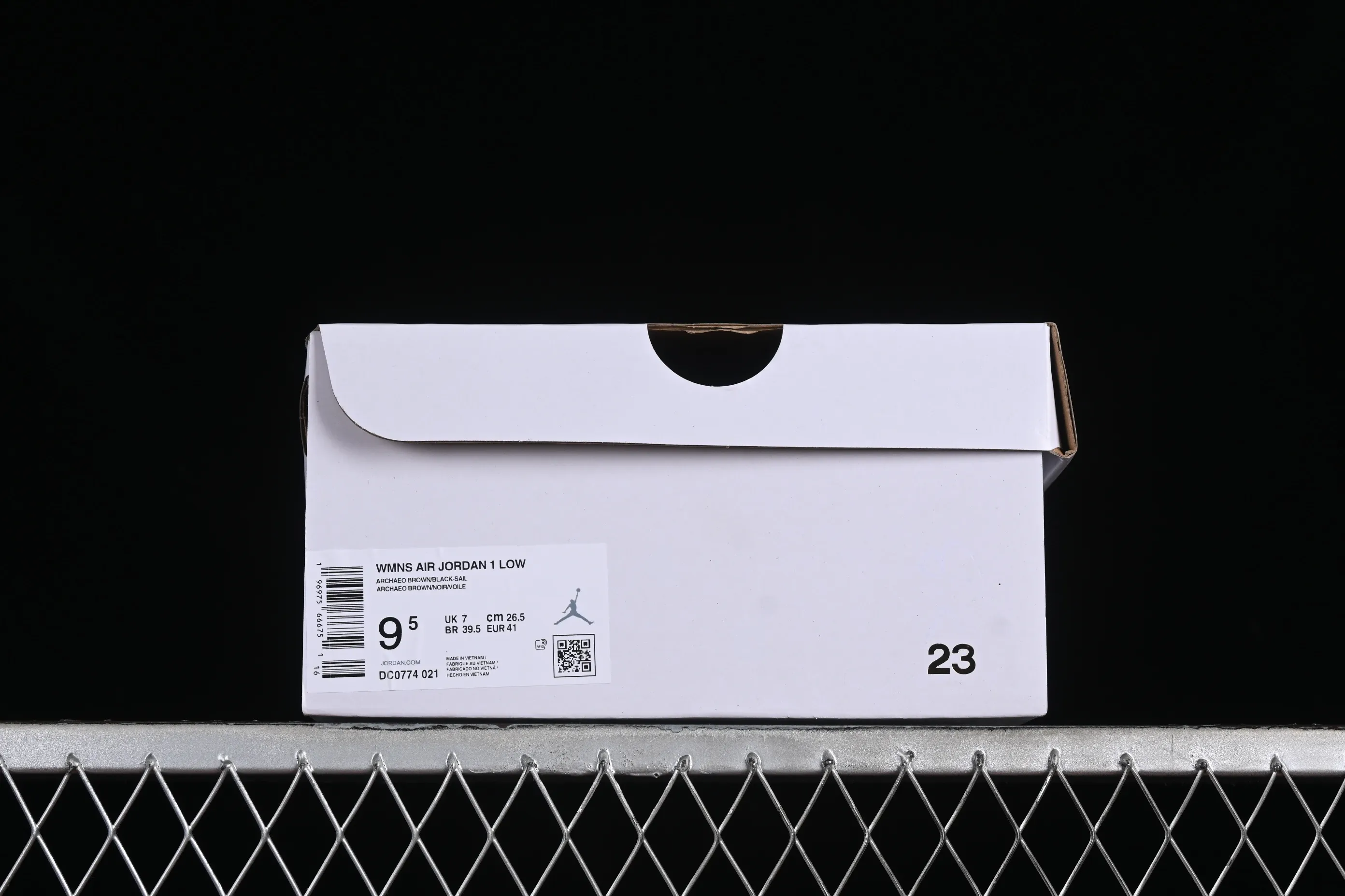 All categories Air Jordan Jordan series basketball shoes Air Jordan 1 Low Z version Air Jordan 1 Low AJ1 Joe 1 black mocha low-top cultural casual sneakers DC0774-021